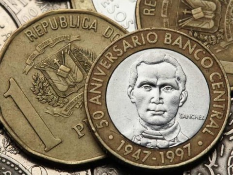 Resaltan estabilidad, pese a la depreciaci&oacute;n del peso frente a doce monedas