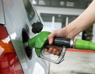 Suben RD$12.14 al avtur y mantienen congelados los dem&aacute;s combustibles