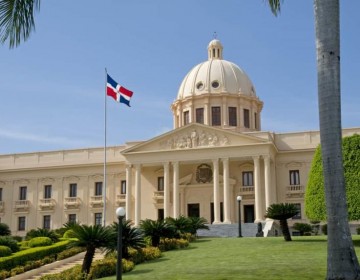 Estos son los desaf&iacute;os de la econom&iacute;a dominicana en 2023, seg&uacute;n 15 expertos consultados