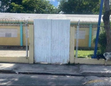 Suspenden directora y orientadora de escuela en SPM donde estudiante habr&iacute;a sido violada sexualmente