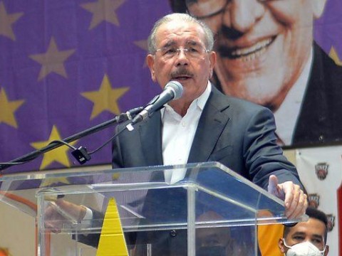 Danilo Medina encabezar&aacute; el domingo acto de juramentaci&oacute;n de nuevos miembros al PLD