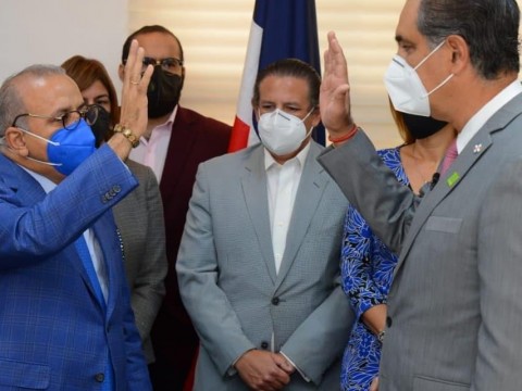 Santiago Hazim asume como Director Ejecutivo del SENASA