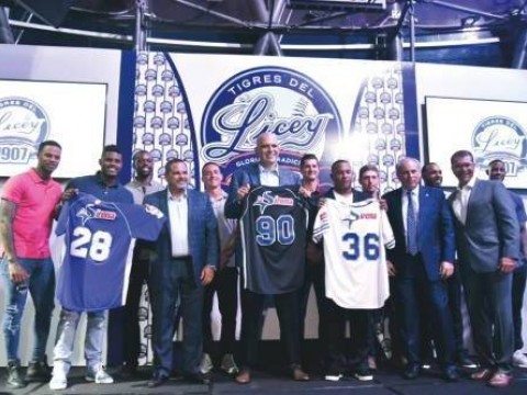 Tigres del Licey se preparan para conseguir su corona 23