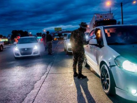 Agentes de la PN matan un hombre tras no detenerse durante toque de queda