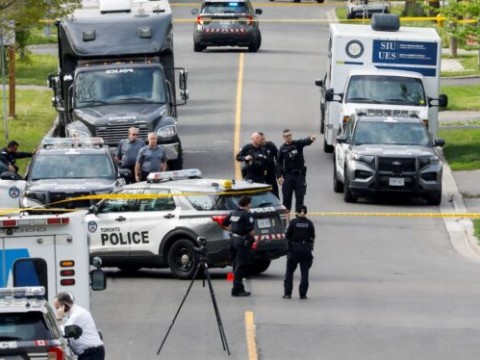 La Polic&iacute;a de Canad&aacute; abati&oacute; a un hombre armado con un rifle cerca de una escuela primaria