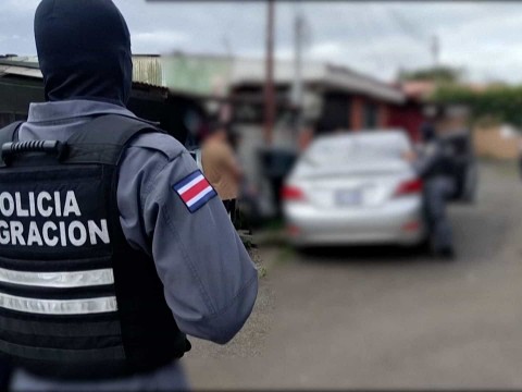 Operativo deja 19 detenidos en Costa Rica por tr&aacute;fico de migrantes