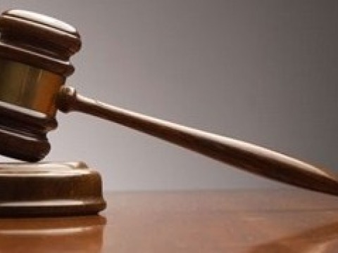 Recluso con 60 a&ntilde;os de edad, enfermo de diabetes, hipertensi&oacute;n y dependiente de insulina solicita variaci&oacute;n de medida de coerci&oacute;n 