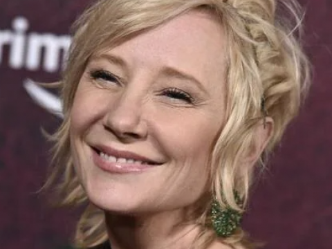 La noticia m&aacute;s triste del d&iacute;a: &ldquo;No se espera&rdquo; que Anne Heche sobreviva