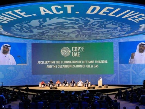 La UE quiere que la COP28 "marque el principio del fin de las energ&iacute;as f&oacute;siles"