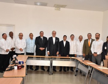 Gobierno anuncia aumento salarial entre un 20 % y un 49 % para el sector tur&iacute;stico