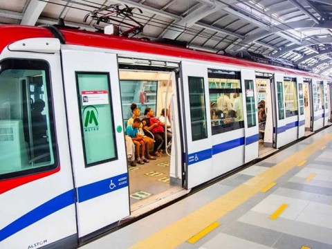 El Metro de Santo Domingo retoma el uso de botones para abrir puertas de los vagones