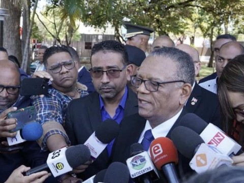 Migraci&oacute;n asegura no relajar&aacute; pol&iacute;tica migratoria por presiones