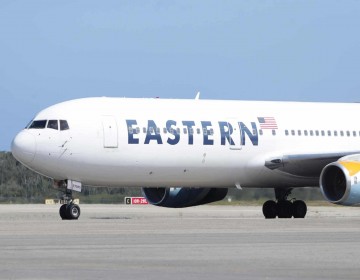 Llega a Venezuela primer vuelo con migrantes deportados desde EE. UU. tras ca&iacute;da de Maduro
