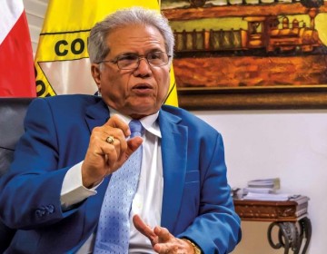 Waldo Ariel Suero: "Entre 15 mil y 20 mil m&eacute;dicos j&oacute;venes est&aacute;n desempleados"