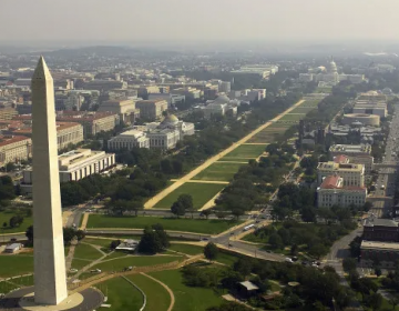 Atacan en Washington a pareja gay que recibi&oacute; insultos sobre viruela del mono