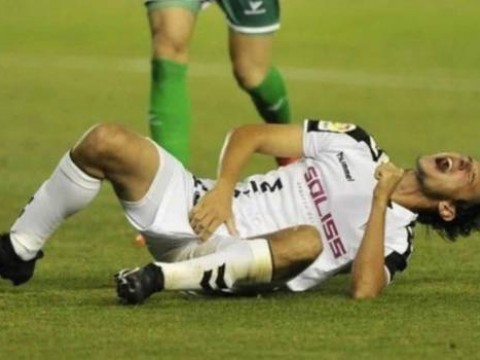 Jugador de f&uacute;tbol que mordi&oacute; el pene a un rival en una ri&ntilde;a recibe 5 a&ntilde;os de sanci&oacute;n 