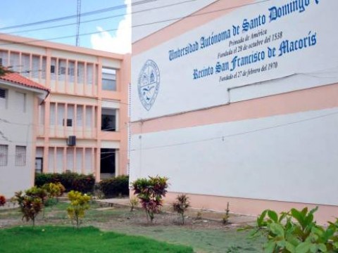 27 empleados de la UASD en SFM superaron el COVID-19 sin enterarse