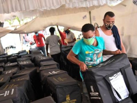 Partidos Pol&iacute;ticos contin&uacute;an validando actas de votaciones en Junta del Distrito Nacional