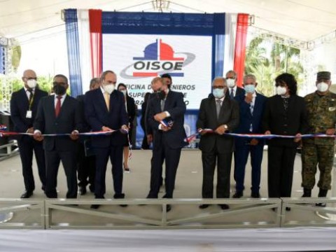 Presidente Medina inaugura remodelado hospital Vinicio Calventi