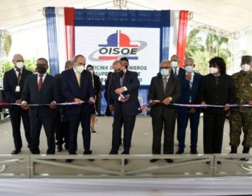 Presidente Medina inaugura remodelado hospital Vinicio Calventi