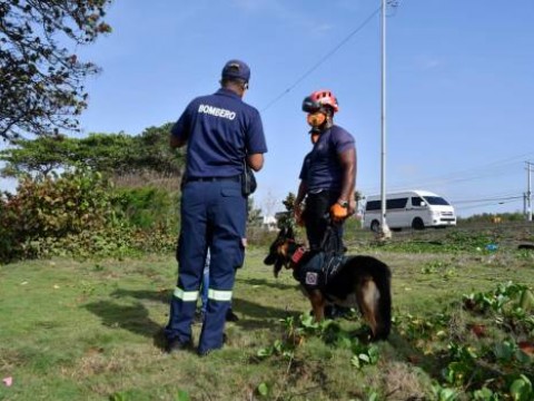 Unidad canina de los bomberos confirma lugar donde estuvo la ni&ntilde;a Liz Mar&iacute;a