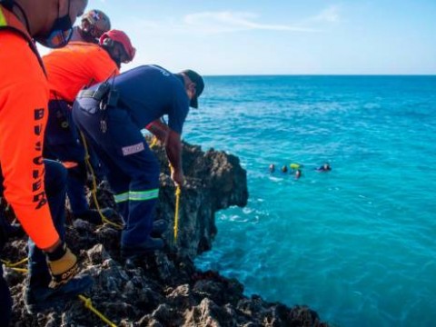 Realizar&aacute;n &uacute;ltima b&uacute;squeda del cuerpo de la ni&ntilde;a Liz Mar&iacute;a en el mar Caribe