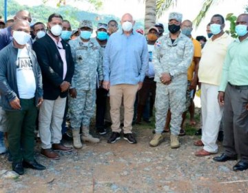 Senador Pedro Catrain presenta plan para organizar la pesca en Saman&aacute;