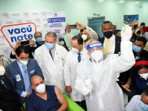 Vacunas contra el COVID-19 llegan al Cibao