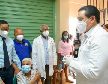 Llegar&aacute;n al pa&iacute;s un millon de vacunas en 15 dias seg&uacute;n ministro de Salud