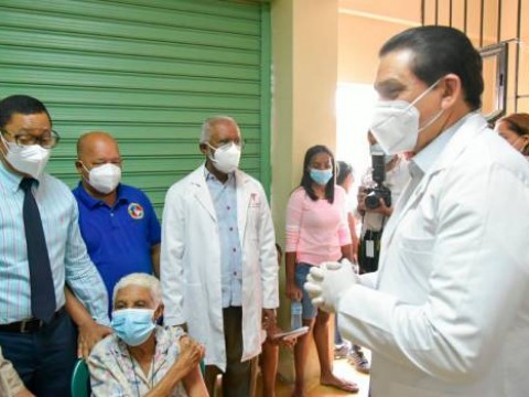 Llegar&aacute;n al pa&iacute;s un millon de vacunas en 15 dias seg&uacute;n ministro de Salud