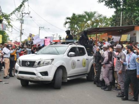 Conocer&aacute;n medida de coerci&oacute;n a polic&iacute;as implicados en muerte de pareja evang&eacute;lica este viernes