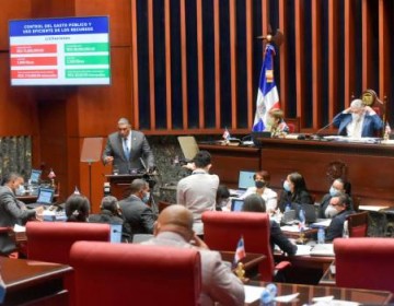 Ministro Jesús Vásquez denuncia encontró irregularidades en Interior y Policía