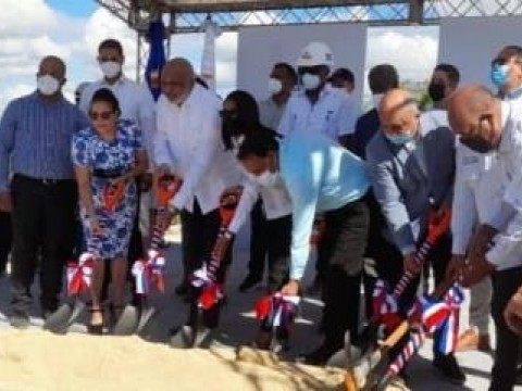 Ministro Fulcar inicia construcci&oacute;n de estancias infantiles Cristo Rey I y II