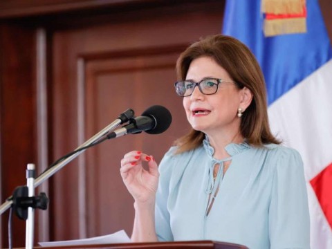 Vicepresidenta viajar&aacute; este viernes a Suiza; asistir&aacute; al Foro de Davos y Fitur 2023