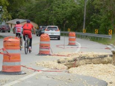 A menos de un a&ntilde;o de inaugurada, carretera tur&iacute;stica Gregorio Luper&oacute;n tiene nuevos derrumbes