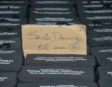 PLD entrega equipos para su consulta de este domingo