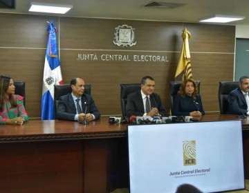 JCE y los partidos debaten acuerdo para frenar el proselitismo electoral precoz