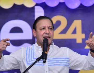 Abel Mart&iacute;nez da a conocer todos los integrantes de la comisi&oacute;n que coordinar&aacute; su campa&ntilde;a