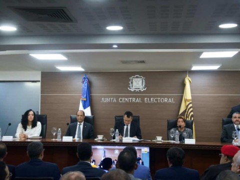 PRM se desliga de actos que piden reelecci&oacute;n y condicionan apoyo al pacto para detener campa&ntilde;a electoral
