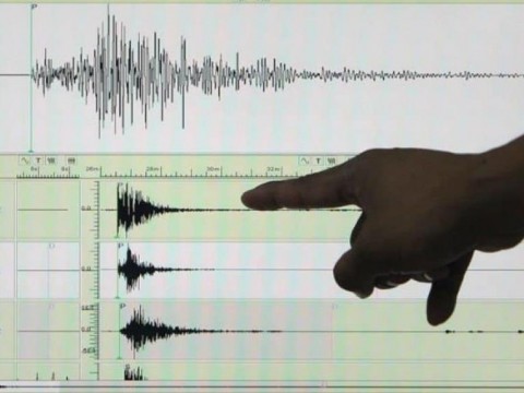 Sismo de magnitud 5.4 remeci&oacute; el sur de Per&uacute; y provoc&oacute; ca&iacute;da de rocas