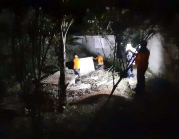 Autoridades, con la tarea de identificar cad&aacute;veres hallados en pozo s&eacute;ptico y atrapar a responsables