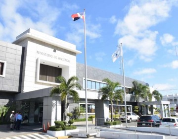 LatinFinance reconoce el manejo de deuda del gobierno dominicano
