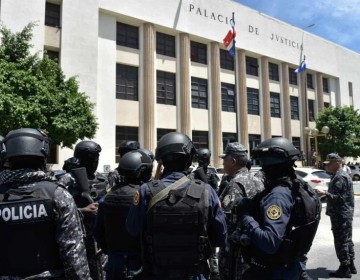Incidente con pelede&iacute;stas obliga a reforzar seguridad del Palacio de Justicia de Ciudad Nueva
