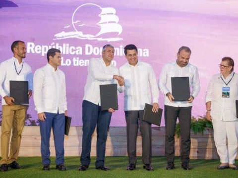 Rep&uacute;blica Dominicana firma declaraci&oacute;n de compromiso para el turismo sostenible