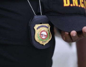 Presidente DNCD saluda decreto sobre carrera del agente