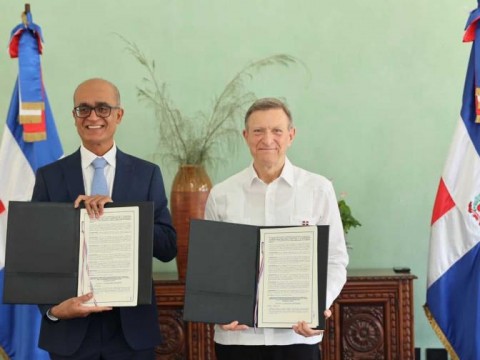 RD formaliza operaciones de la oficina subregional de Caribbean Export Development Agency