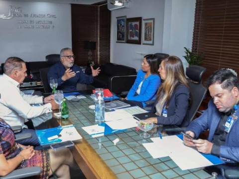 La JAC exige a JetBlue cumplir con sus obligaciones