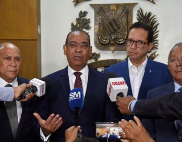 PRM deposita listado de postulantes a primarias