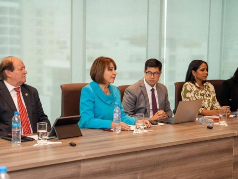 Bancos proyectan r&aacute;pida mejor&iacute;a de la econom&iacute;a, pese a su lento crecimiento