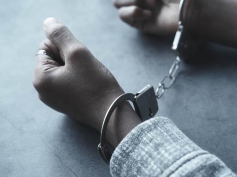 Detienen e identifican a dos personas por robo de beb&eacute; en maternidad de Santiago